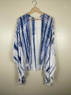 dylan Blue and White Tie-Dye Kimono Wrap. NEW